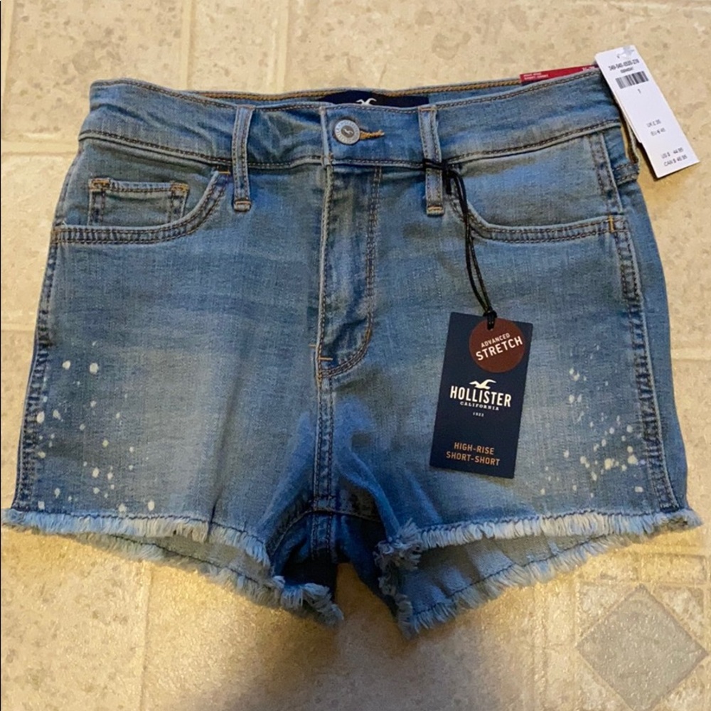 Brand New Hollister High Rise Short Shorts